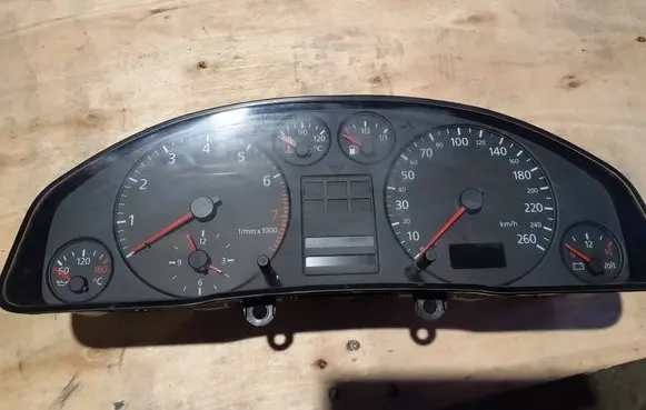 Audi A6 S6 C5 4B Speedometer (instrument cluster) 4B0919860F