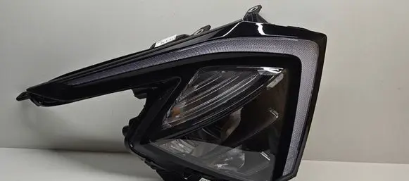 KIA Sportage Headlight/headlamp 92102R2000 K130