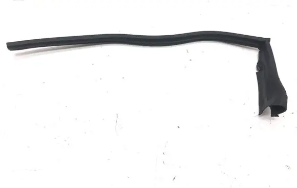 Mercedes-Benz E W212 Engine compartment rubber A2126280098