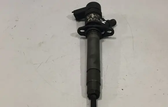 Volvo V70 Fuel injector 0445110078