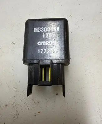 Mitsubishi Pajero Other relay MB306480 1772D7