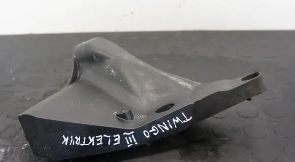 Engine mounting bracket