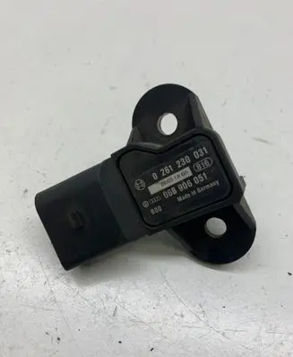 Volkswagen Golf IV Air pressure sensor 06B906051 0261230031