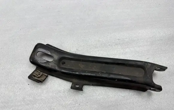 Mercedes-Benz S W222 Other front suspension part A2226262031