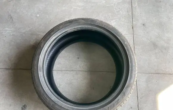 Volvo XC40 R20 summer tire 