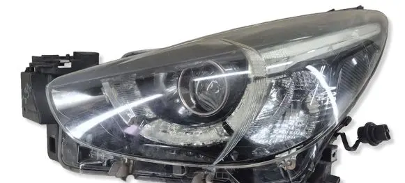 Mazda 2 Headlight/headlamp D09K51010