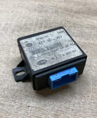 Skoda Superb B5 (3U) Light module LCM 427907357