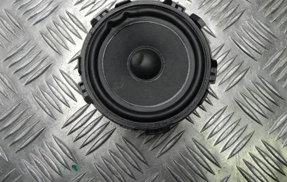 Mercedes-Benz C AMG W205 Front door high frequency speaker A2058201002 R1393