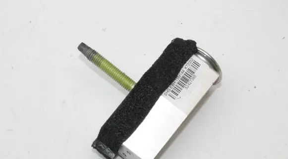Chevrolet Orlando Air conditioning (A/C) expansion valve 52427385