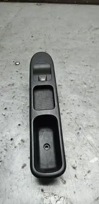 Peugeot 307 Electric window control switch 