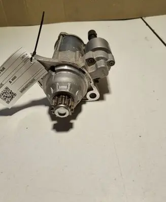 Volkswagen Jetta VII Starter motor 0AM911022C