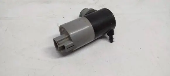 Peugeot 108 Windscreen/windshield washer pump 1032551001 140929a 260338