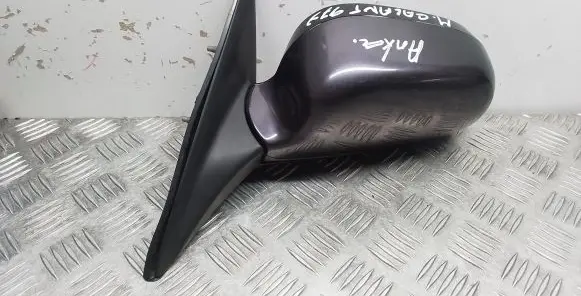 Mitsubishi Galant Front door electric wing mirror 012091