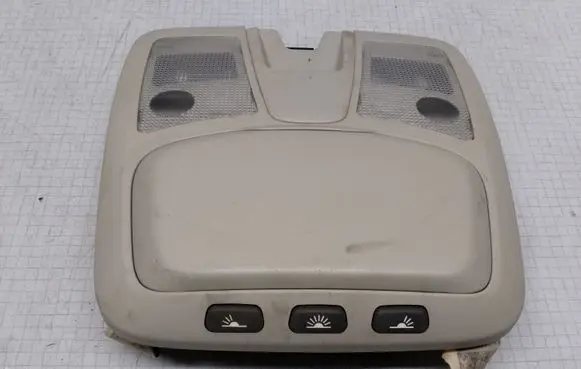 Volvo V70 Front seat light 5043340 8685434 8637559