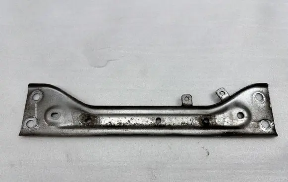 Volkswagen Tiguan Muffler mount bracket/holder 5Q0804421B 5Q0804421