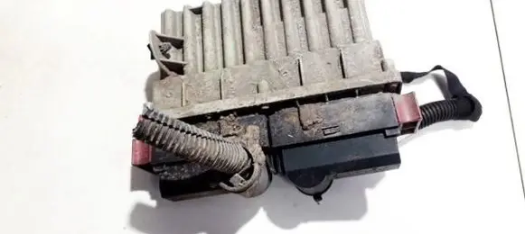 Renault Megane I Coolant fan relay 9685401 252618