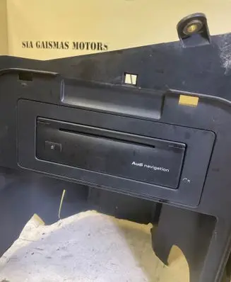 Audi A4 S4 B6 8E 8H Navigation unit CD/DVD player 8618842290