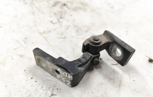 Audi 80 90 S2 B4 Front door upper hinge