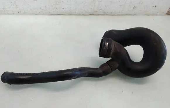 Audi 80 90 S2 B4 Turbo air intake inlet pipe/hose 028129627D 416259