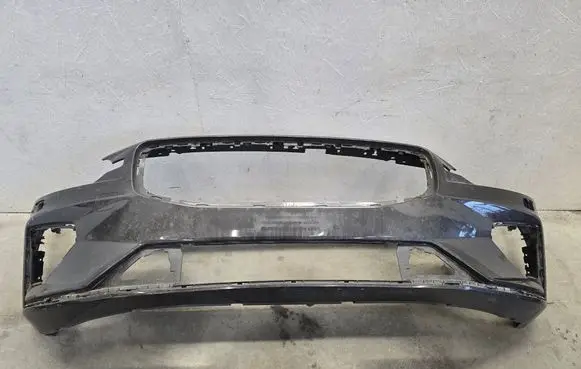 Volvo V60 Front bumper 31690530