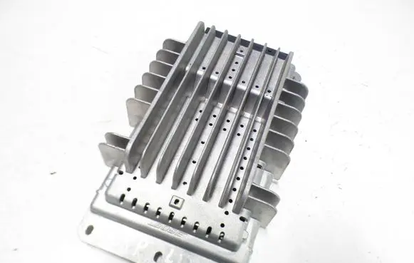 Audi A3 S3 8P Sound amplifier 304105001 8P7035223H 305611001000259