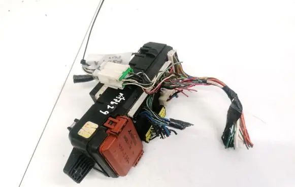 Mitsubishi Carisma Fuse box set MB953355