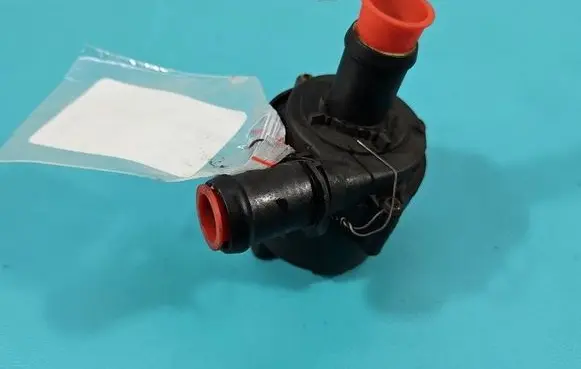 Skoda Octavia Mk3 (5E) Electric auxiliary coolant/water pump 5Q0965567J IMPRK1527798