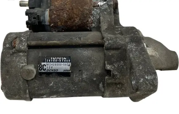 Toyota Avensis T270 Starter motor 281000T060