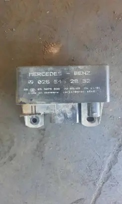Mercedes-Benz Sprinter W901 W902 W903 W904 Glow plug pre-heat relay A0255452832