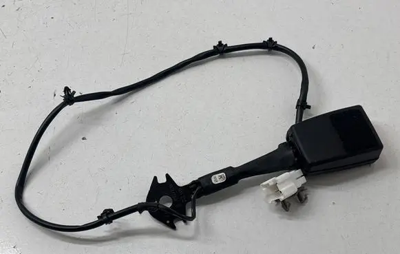 Mercedes-Benz CLA C117 X117 W117 Front seatbelt buckle 868426RR1A 100523X0823 P34322230B
