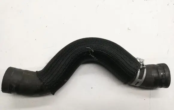 Nissan Qashqai Engine coolant pipe/hose