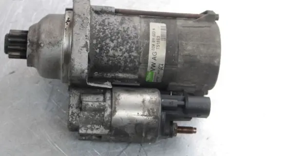 Volkswagen PASSAT B6 Starter motor 02M911023N