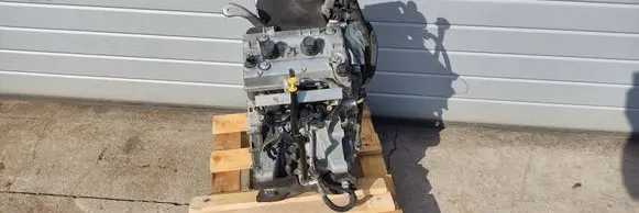 BMW i3 Engine W20K06A 8563293