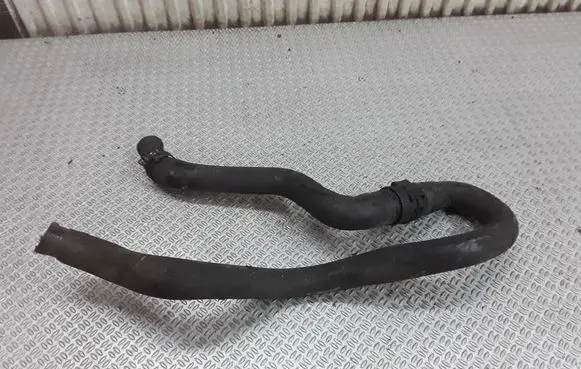 Mercedes-Benz Vito Viano W639 Engine coolant pipe/hose