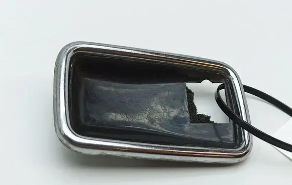Mercedes-Benz COMPAKT W115 Front door handle cover 1087660511