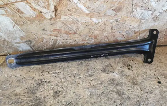 Mercedes-Benz E W213 Other engine bay part A2136280124 005002 6280