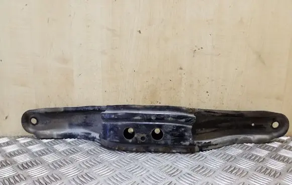 Subaru Outback Gearbox mounting bracket