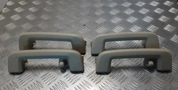Volvo XC60 A set of handles for the ceiling 
