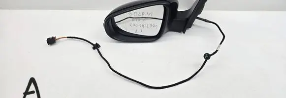 Volkswagen Golf VI Front door electric wing mirror
