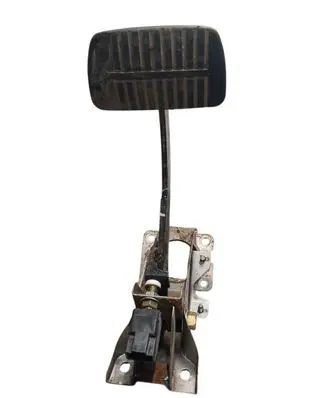 Subaru Forester SG Brake pedal 