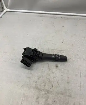 Suzuki Ignis Wiper turn signal indicator stalk/switch 17J500