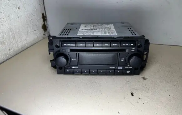 Dodge Caliber Radio/CD/DVD/GPS head unit P05091509AH 05091509AH