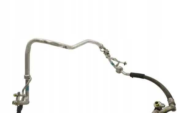Ford Focus Air conditioning (A/C) pipe/hose 