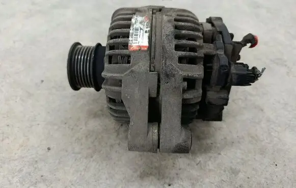 Opel Zafira B Generator/alternator A0215ASPL