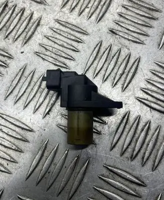 Mercedes-Benz E W211 Camshaft position sensor A0031539728
