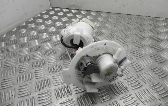 Hyundai Kona I In-tank fuel pump 31110CM100