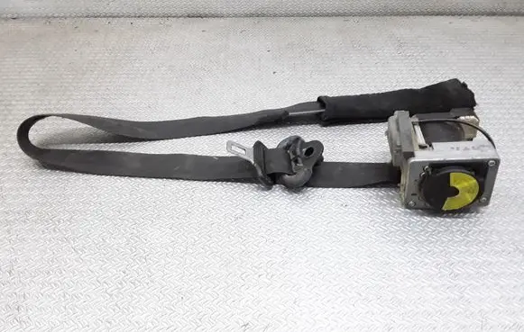 Skoda Octavia Mk1 (1U) Front seatbelt 1U4857701C