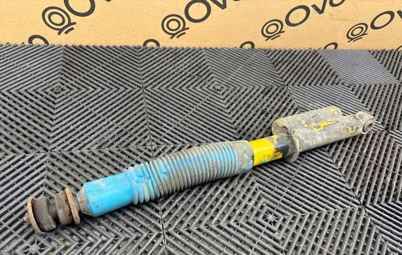 Ram 1500 DT Rear shock absorber/damper 68323474AB