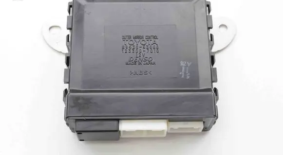 Lexus IS 220D-250-350 Other devices 1233007010 8943053060
