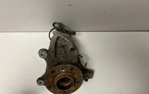 BMW X1 F48 F49 Front wheel hub 6876645 6870837